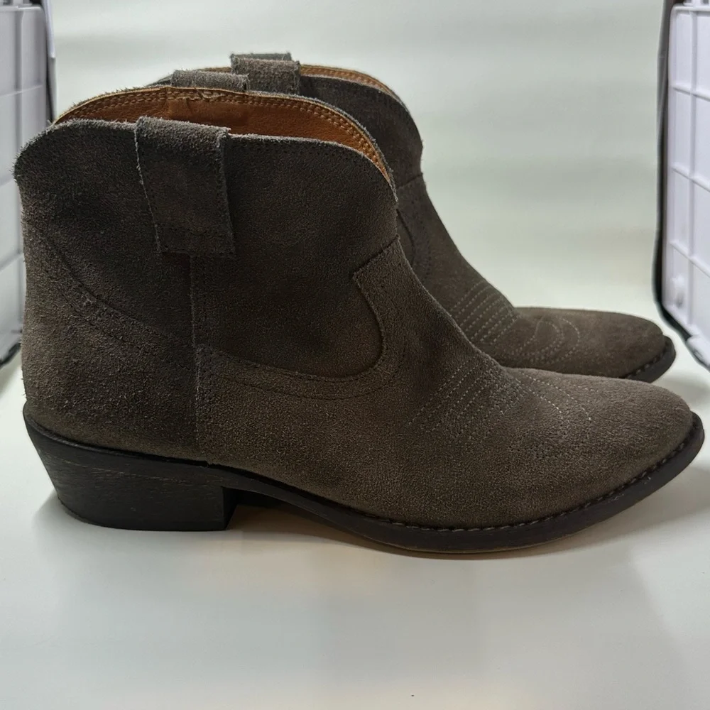 Women's‎ Chocolat Blu Suede Leather Western Style Ankle Boot Size 37 EU/ 6.5 US